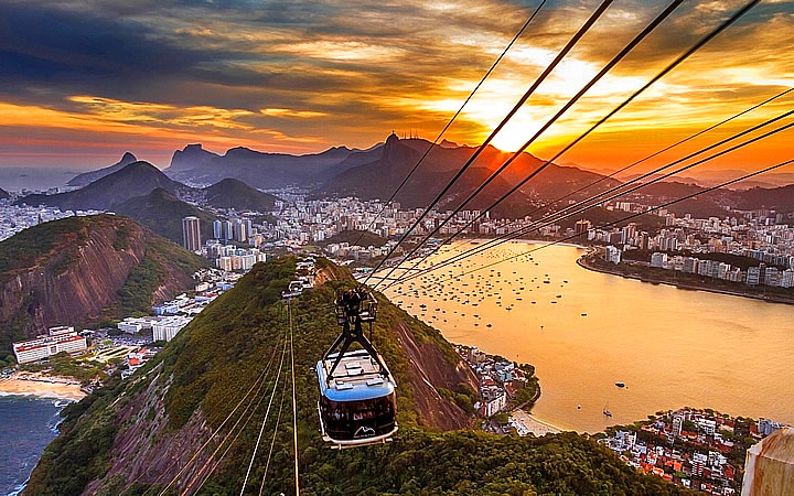 Vista-de-dentro-do-Bondinho-Pão-de-Açúrcar